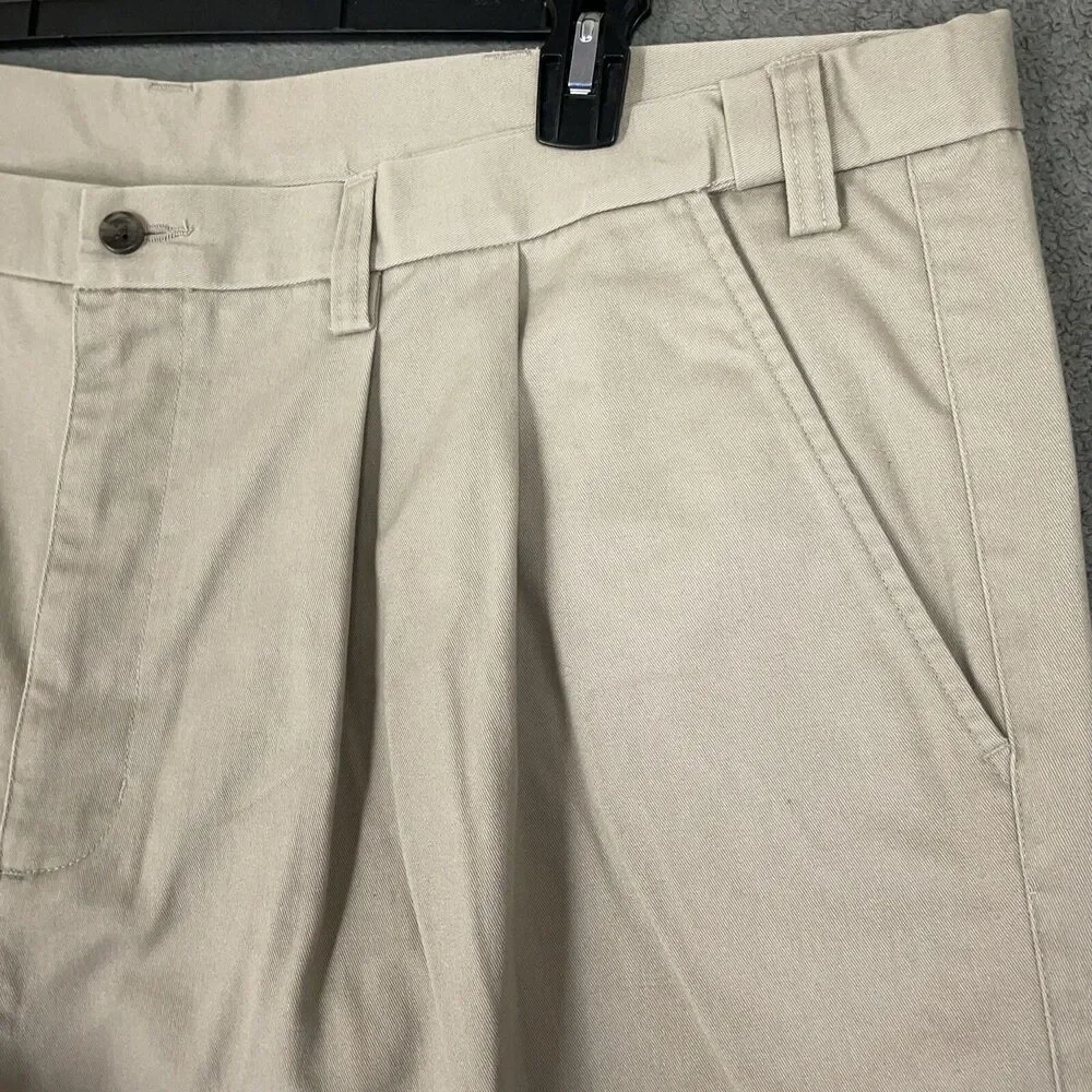 St. John's Bay Shorts Men's Size 48 Pleated Comfort Fit Chino Beige